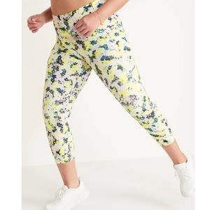 High-Waisted PowerSoft Side-Pocket Crop Leggings